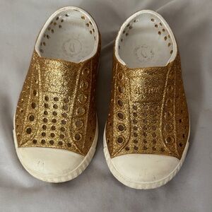 Native Gold Glitter Kids Water Shoes